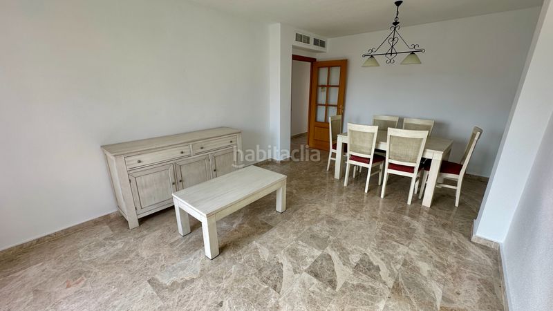 Foto b8249d2f-4a0d-4d79-b9a8-a75fd2d4b732. Pis amb calefacció a Mercado Alicante