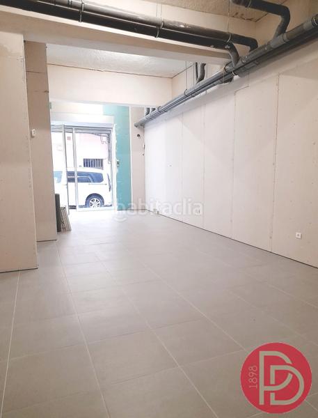 Foto 6933bda5-6267-4b81-b599-fcfcdc7e6528. Alquiler local comercial en Duggi - Rambla - Los Hoteles Santa Cruz de Tenerife