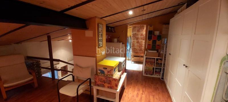 Foto 75d01514-e59c-4b63-9e76-2fa03240eac5. Edificio edifici a reformar a en Olot