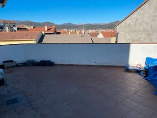 Casa a Olot. Casa en venda al barri de bonavista d'olot