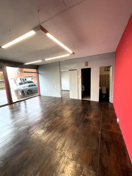 Foto afc40369-5718-4c86-a6dd-6c3477cba9c6. Location local commercial dans Olot