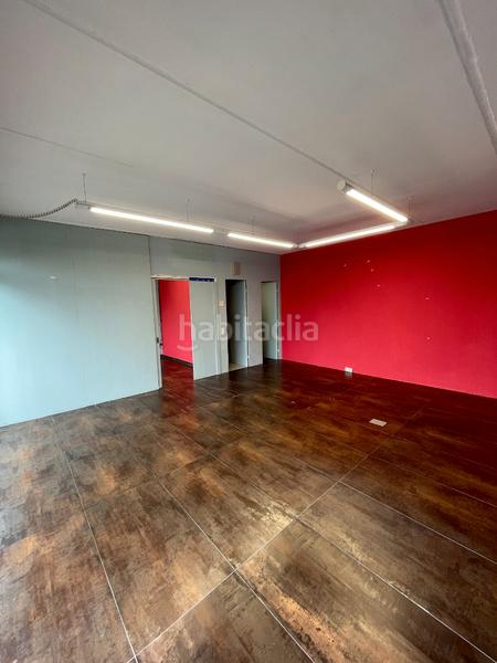 Foto ec2da82b-074d-4ea6-a5c4-2022b99f70eb. Location local commercial dans Olot