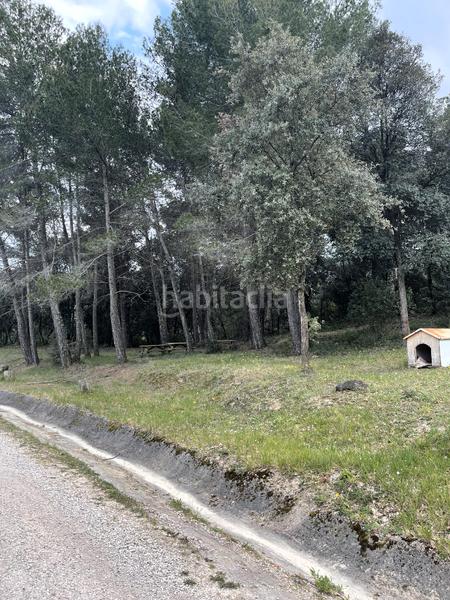 Foto 0aefcc62-b0d7-498f-a408-7f31d752196f. Masia amb xemeneia calefacció aparcament a Mieres