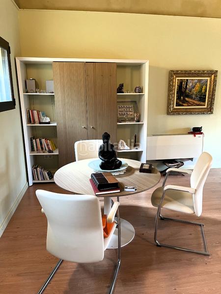 Foto 4f864c84-8761-4cd9-b442-4da4ab54d68a. Masia amb xemeneia calefacció aparcament a Mieres