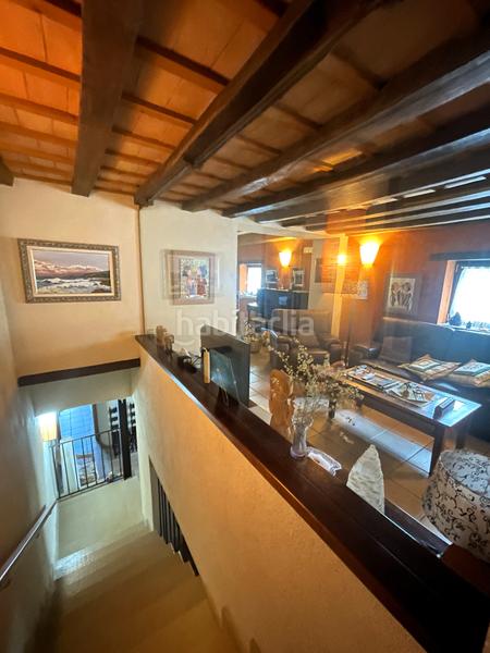 Foto 58fb7703-d175-42ca-a500-ce20ef252b45. Masia amb xemeneia calefacció aparcament a Mieres