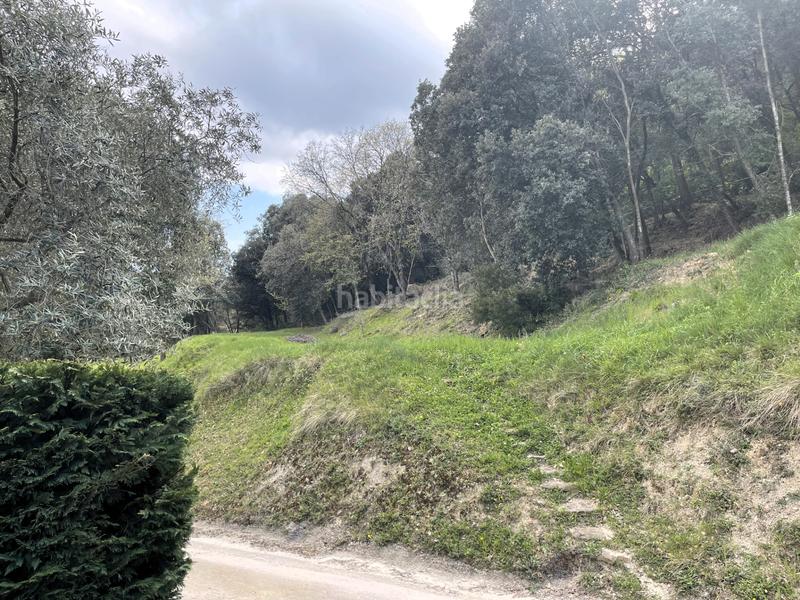 Foto a91b7f35-2048-4186-9f87-ac0fe93bf5b8. Masia amb xemeneia calefacció aparcament a Mieres