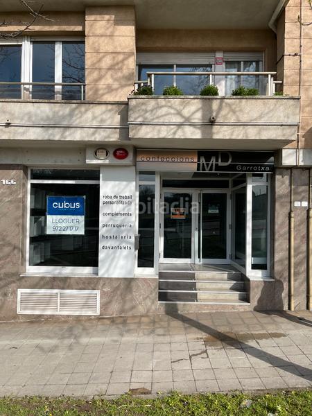 Foto 14612c94-cae7-488e-8d9f-3f9490f973bc. Location local commercial dans Olot