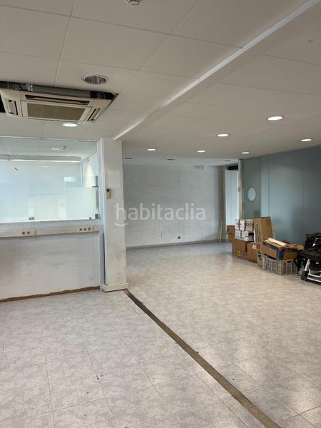 Foto 826081d4-4951-4797-8b35-3bcb4d79741f. Location local commercial dans Olot