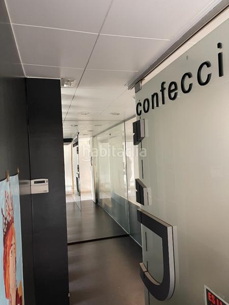 Foto d9f6901e-a8d6-4203-989f-00c9af453806. Location local commercial dans Olot