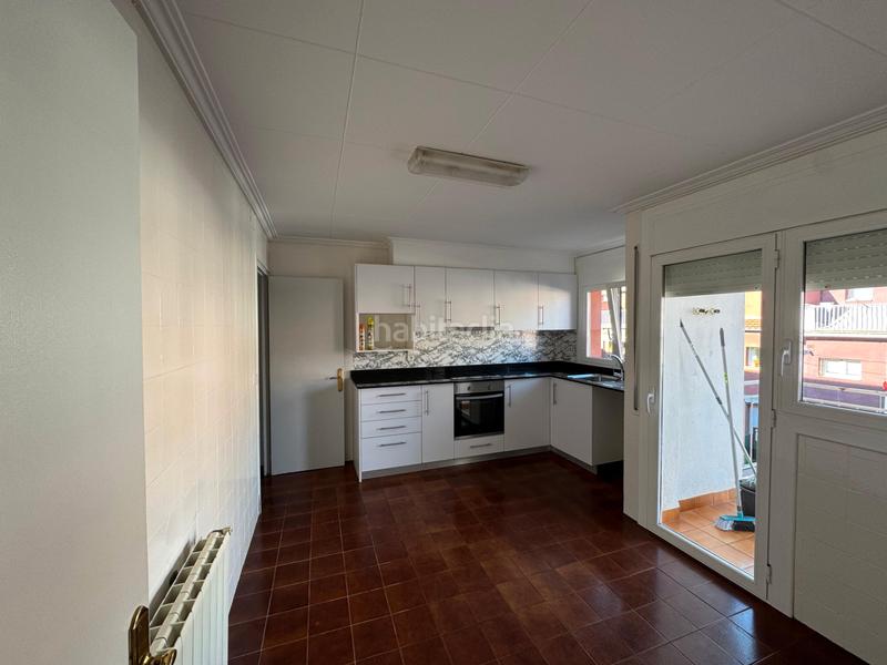 Foto 9a3406df-e13b-48a4-bb80-dd446b058693. Chalet mit kamin heizung parking in Olot