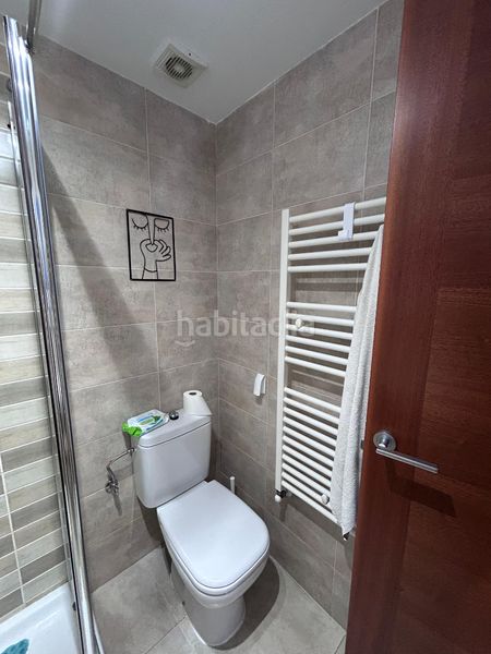 Foto f8645a1f-c9ff-464b-8169-b7e8dcfc7377. Pis amb calefacció a Olot