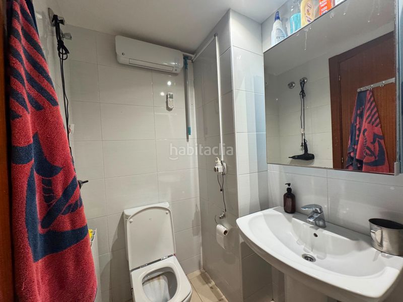Foto f7d5546f-9ae9-46d9-aaf1-034c20930da9. Pis amb calefacció aparcament a Olot