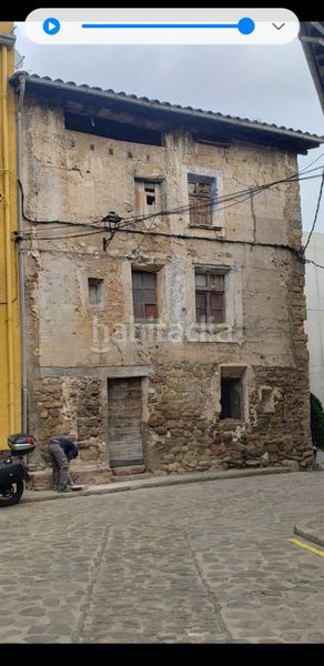 Foto bdf727ad-ea72-4223-bb55-562de89872d9. Masia a Riudaura