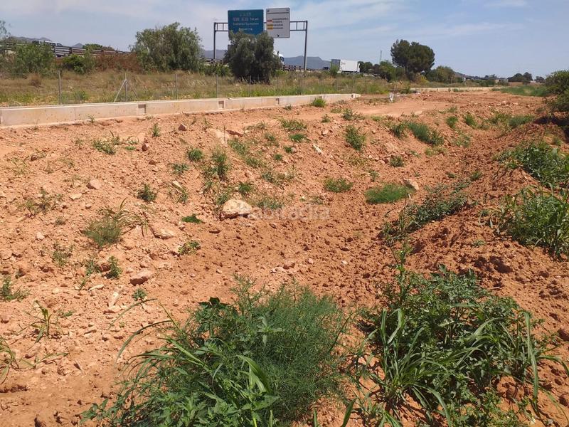 Foto bd1a1770-8d79-4816-bad6-fd2c093fa427. Fondo rustico in Moncada