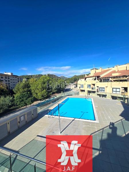 Foto dcfa2f31-65bc-4b33-804c-5dc3f1553a12. Àtic a Casco Urbano Náquera