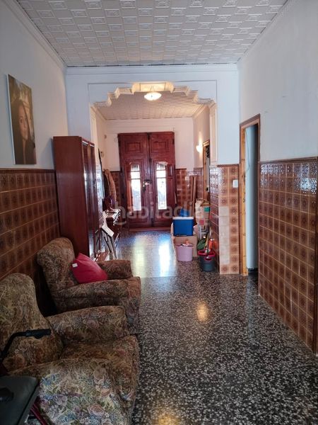 Foto 00dced1e-1f41-4472-8ca1-6d7b81386ca5. Casa adossada a Moncada