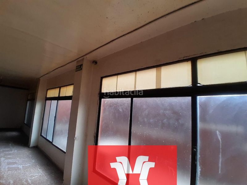Foto b9c19998-7e0c-4189-a1da-7ef47acb0896. Alquiler local comercial alquiler de local muy amplio en Moncada