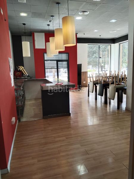 Foto 3e804ea7-4253-4403-98f6-a9ef72ef5831. Lloguer local comercial a Moncada