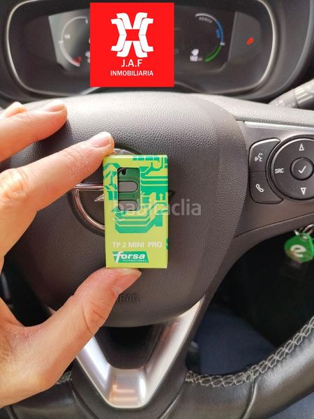 Foto b92ee7da-64ce-4993-8bae-b1235c571487. Aparcament cotxe a Alfara del Patriarca