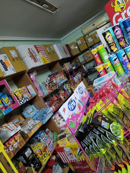 Foto ebc1f3d1-afc8-432d-a3b9-61db372c9337. Local comercial a Moncada