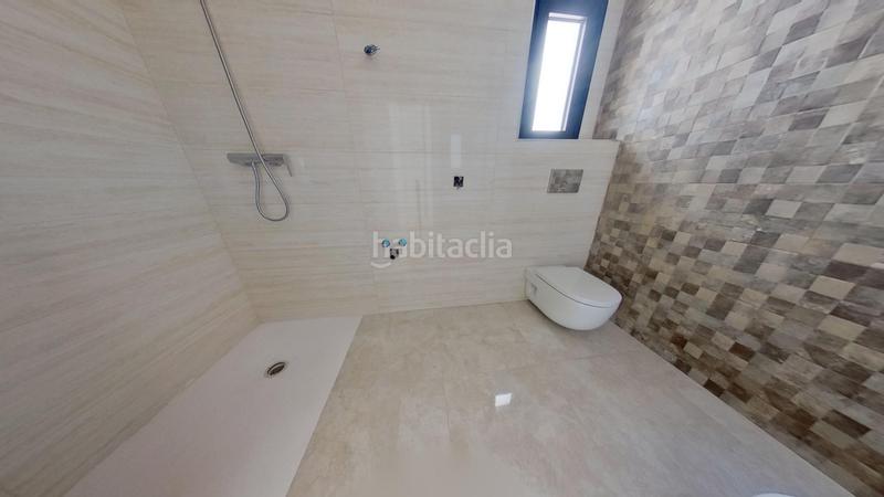 Foto cdb79f43-7534-41f9-8fb5-7d912d72ef9d. Chalet villa de lujo costa en Torremuelle Benalmádena