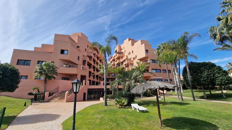 Foto 2aa98a3f-089f-424d-9608-3c02fed674e5. Flat with heating pool in Alcorrín Manilva