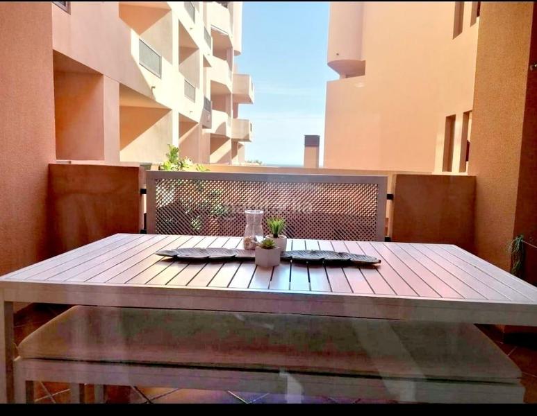 Foto fd58d88c-92f8-4413-8b8d-1c9f904931b1. Flat with heating pool in Alcorrín Manilva