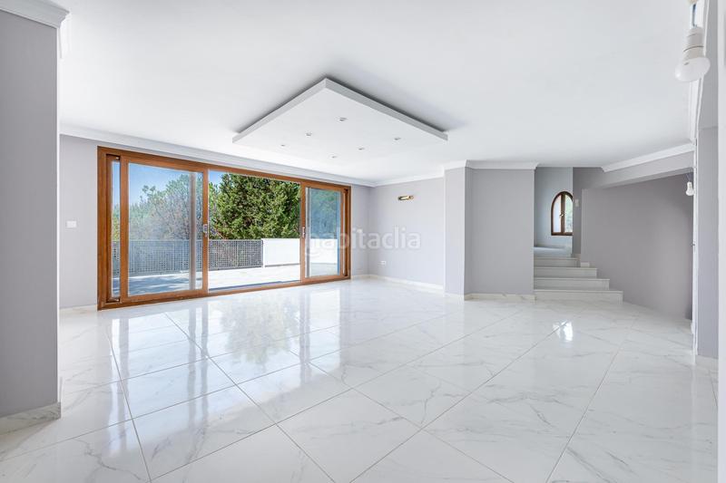 Foto 8c134a80-89dd-44ce-b21e-d0e4372691aa. Chalet avec parking piscine dans Valtocado - La Alquería - La Atalaya Mijas