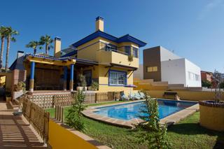 Xalet a Cotomar. Preciosa villa en una zona inmejorable del rincón de la victoria