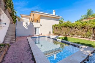 Xalet a Mayorazgo. Villa en limonar  málaga
