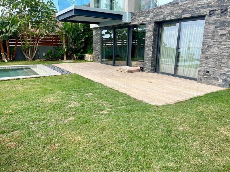 Foto 74d21c5c-2c09-4f51-9ed1-8edffb751568. Chalet vendemos una elegante y moderna villa con impresionantes vistas al mar en Mijas