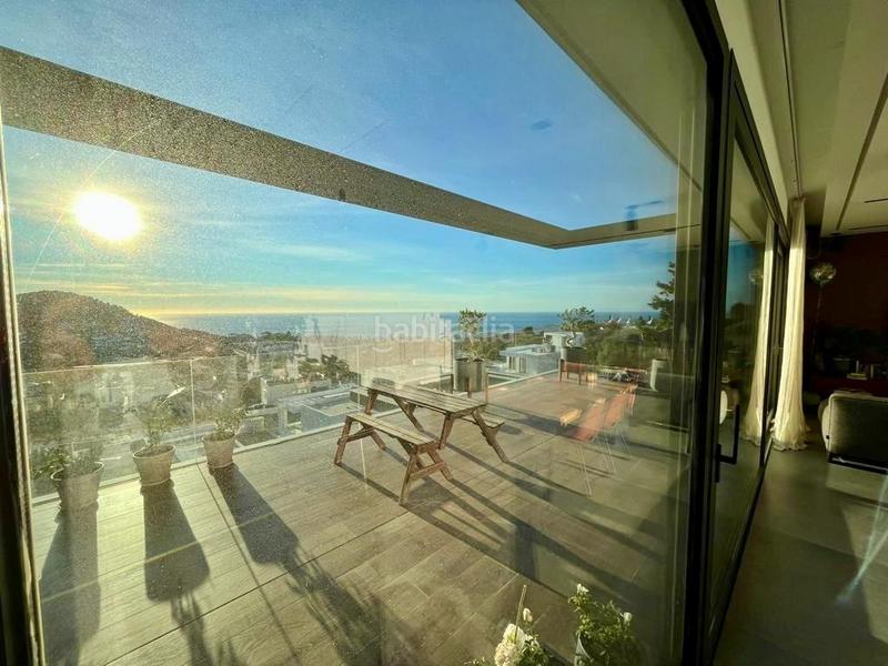 Foto 98b25b1c-3757-435b-b85f-b59c05e2c959. Chalet vendemos una elegante y moderna villa con impresionantes vistas al mar en Mijas