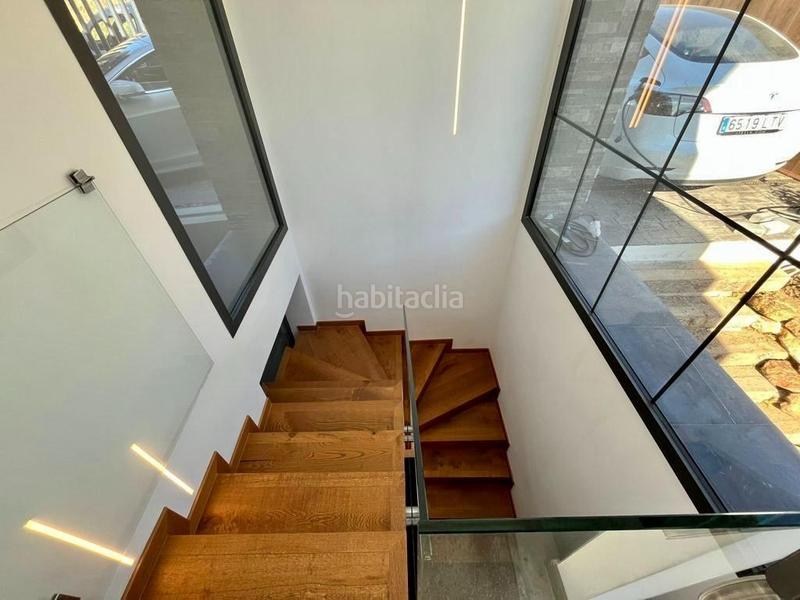Foto b0ce1cff-3b7f-4fcb-9917-cfa8161b035e. Chalet vendemos una elegante y moderna villa con impresionantes vistas al mar en Mijas