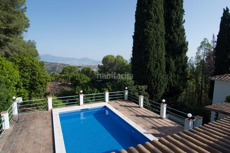 Foto 5b4bee5b-5eab-43a4-9265-41c7d1719901. Chalet mit parking in Centro Alhaurín el Grande