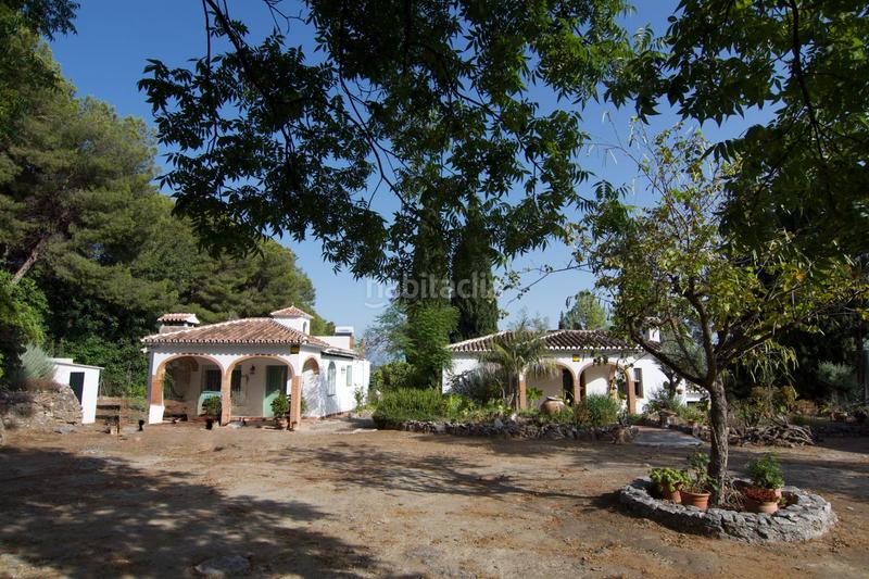 Foto 6e1344c8-6cb3-472b-aa30-46b53d270dff. Chalet mit parking in Centro Alhaurín el Grande