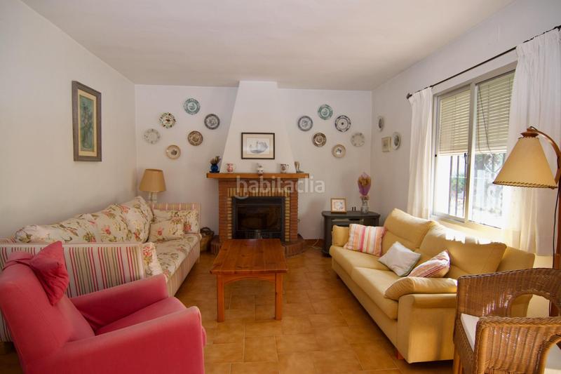 Foto 8e26a428-4c75-45dd-9eed-c9bc1562fc63. Chalet mit parking in Centro Alhaurín el Grande