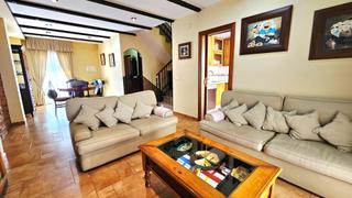 Casa adosada en Hierbamora