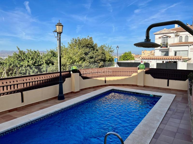 Foto 831fe984-a4bf-4c98-b534-4a1008416d9e. Maison jumelée avec parking piscine dans Capellanía - Retamar Alhaurín de la Torre