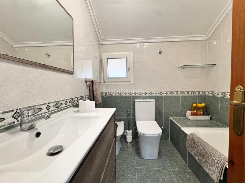 Foto 853b215b-cee5-4872-919c-b06cd0a230bf. Maison jumelée avec parking piscine dans Capellanía - Retamar Alhaurín de la Torre