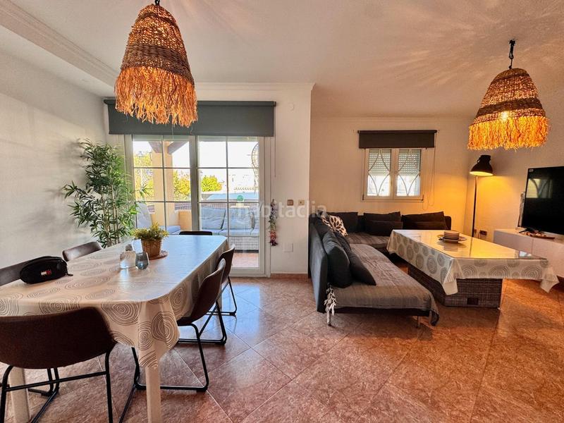 Foto cf07533e-09b9-4e80-96fe-f1e8a2d60220. Maison jumelée avec parking piscine dans Capellanía - Retamar Alhaurín de la Torre