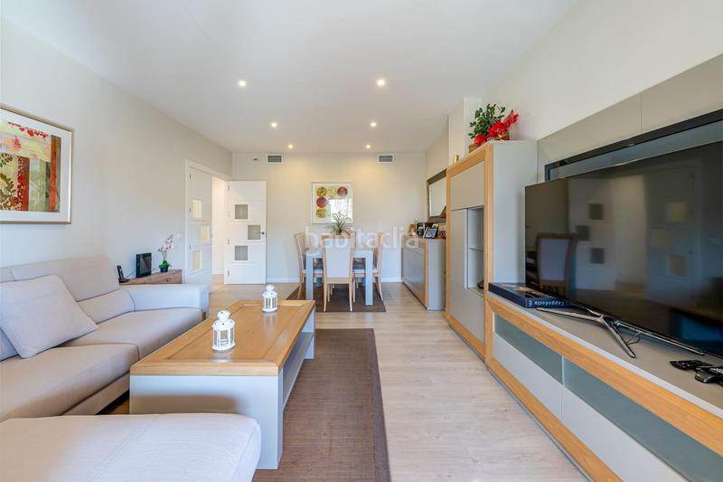 Foto 43587e4d-f98f-4c44-b68f-0b9cc93f57cd. Appartement avec chauffage parking piscine dans Arroyo de la Miel Benalmádena