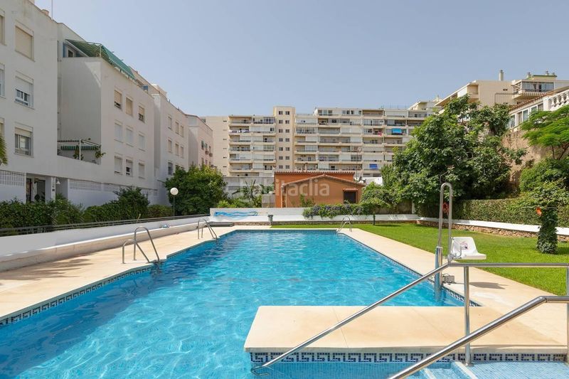Foto 8f45f6a1-6eaf-4644-a5b0-025b544b3c8b. Pis amb aparcament piscina a La Carihuela - Los Nidos Torremolinos