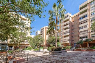 Planta baixa  Calle poeta agustin ruano. Piso 3 dormitorios la roca  málaga