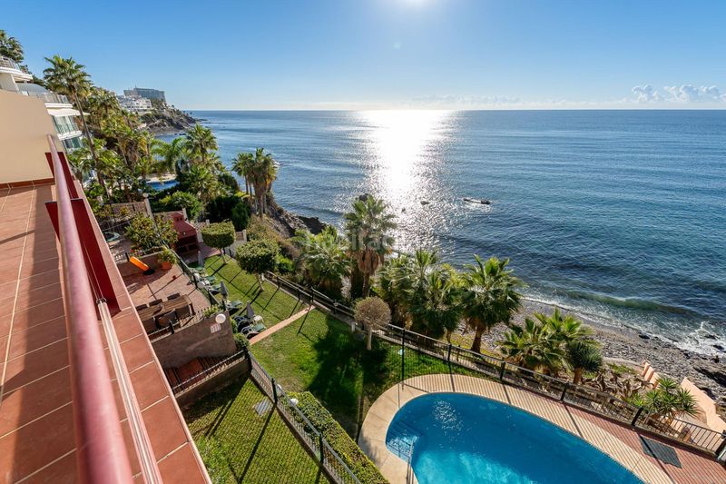 Foto 39f7e777-d433-47cf-9ce7-f29d11aa17c0. Apartament amb calefacció aparcament piscina a Zona Centro Comercial Torrequebrada Benalmádena