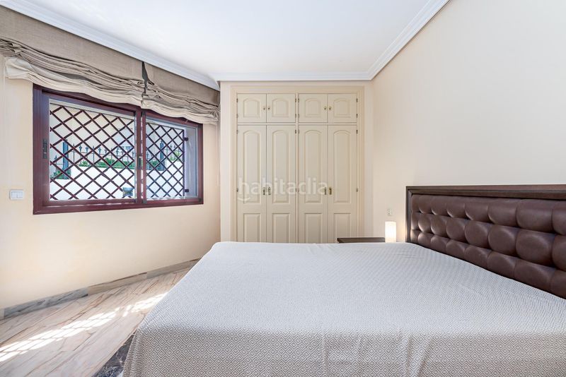 Foto c2288729-483f-4aa5-87fd-31191b941683. Apartament amb calefacció aparcament piscina a Zona Centro Comercial Torrequebrada Benalmádena