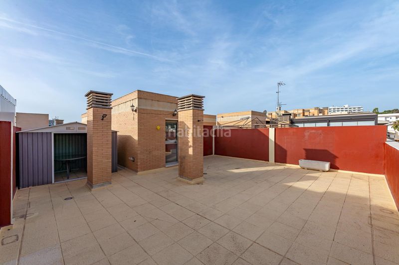 Foto 0fc8243c-2d82-4dad-8ffe-be1ea46f8411. Àtic amb calefacció aparcament piscina a La Colina Torremolinos