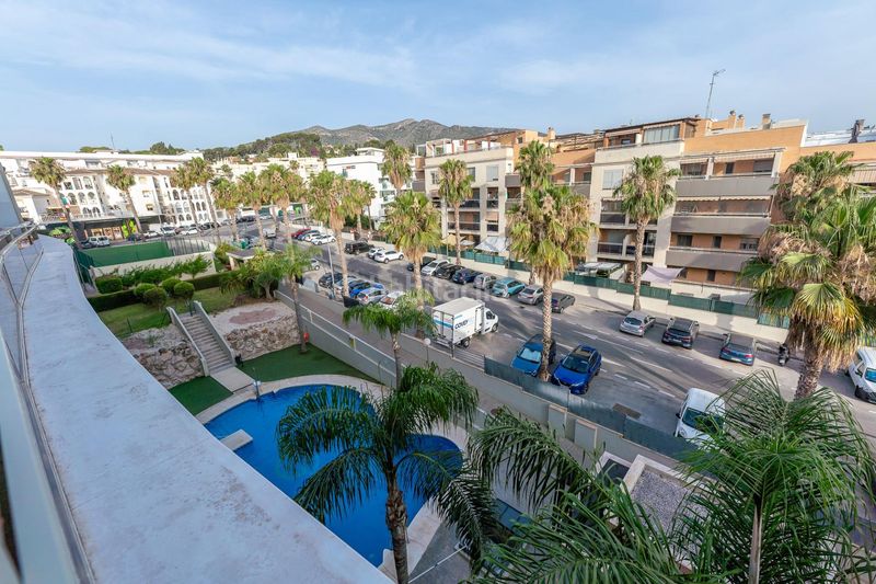 Foto a8f0da4e-4e49-4935-8ea0-52016274e418. Àtic amb calefacció aparcament piscina a La Colina Torremolinos