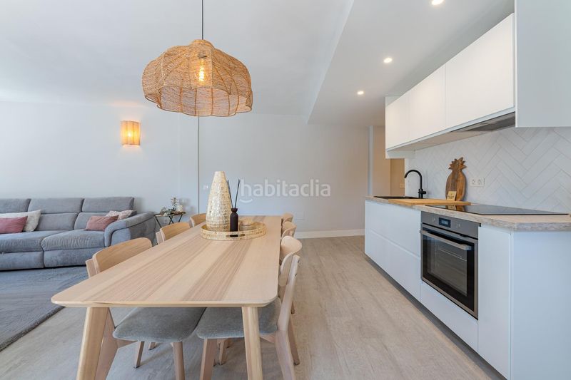 Foto 4f697173-c315-436d-ac1c-db81eae42a7a. Apartament amb calefacció a La Carihuela - Los Nidos Torremolinos
