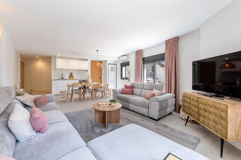 Foto 89b3210a-6e49-4c7e-96ea-c5d06c11787c. Apartament amb calefacció a La Carihuela - Los Nidos Torremolinos