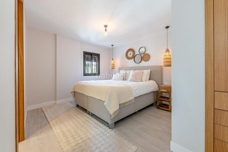 Foto cda24af5-8d3a-41e0-af17-7fdf3f1b5db7. Apartament amb calefacció a La Carihuela - Los Nidos Torremolinos
